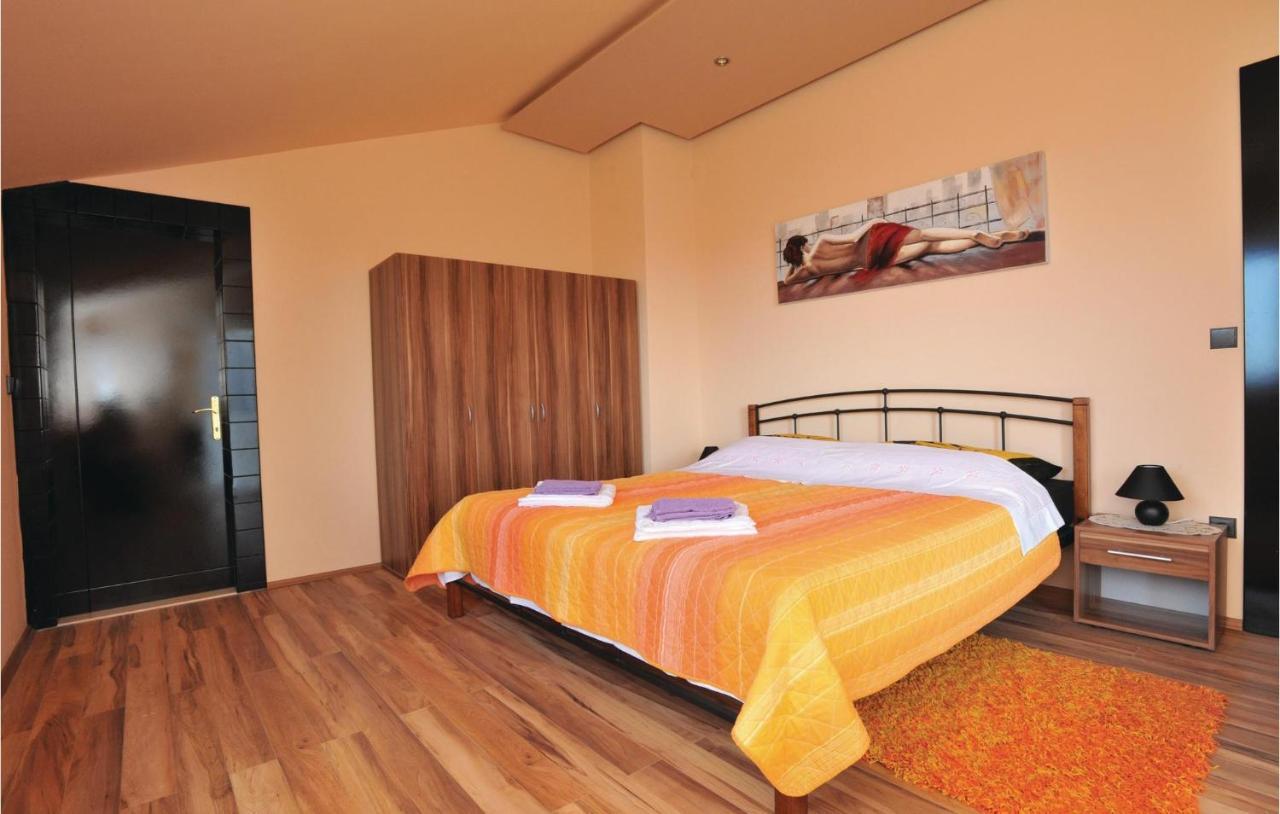 Amazing Home In Kastel Stari With House Sea View Kastela Bagian luar foto